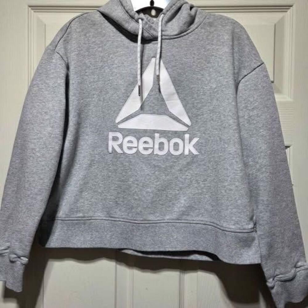 Women's size Medium Reebok gray shortie style hoodie like new